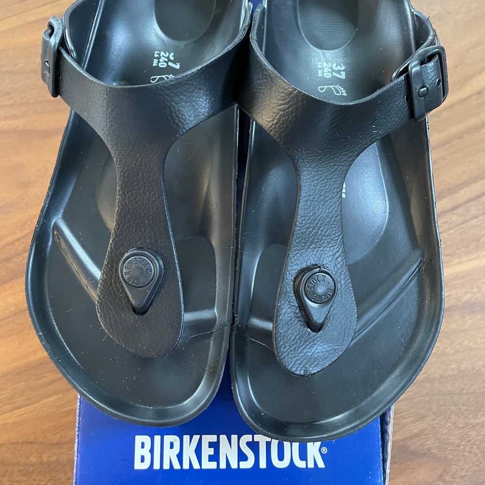 Birkenstock Women's Black Thong Sandals